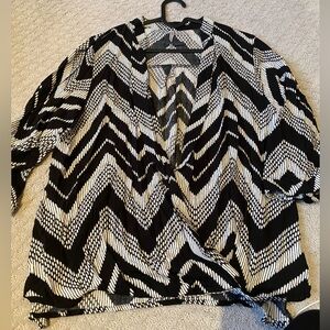 Maternity Passport Black and White Zigzag Blouse